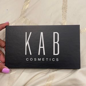 KAB Cosmetics eyeshadow palette